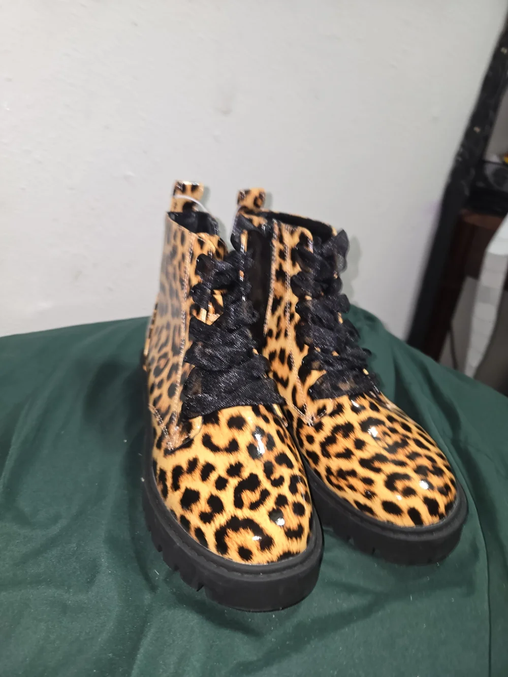 Cat & Jack Leopard Print Girls' Lace-Up Boots — Orange and Black
